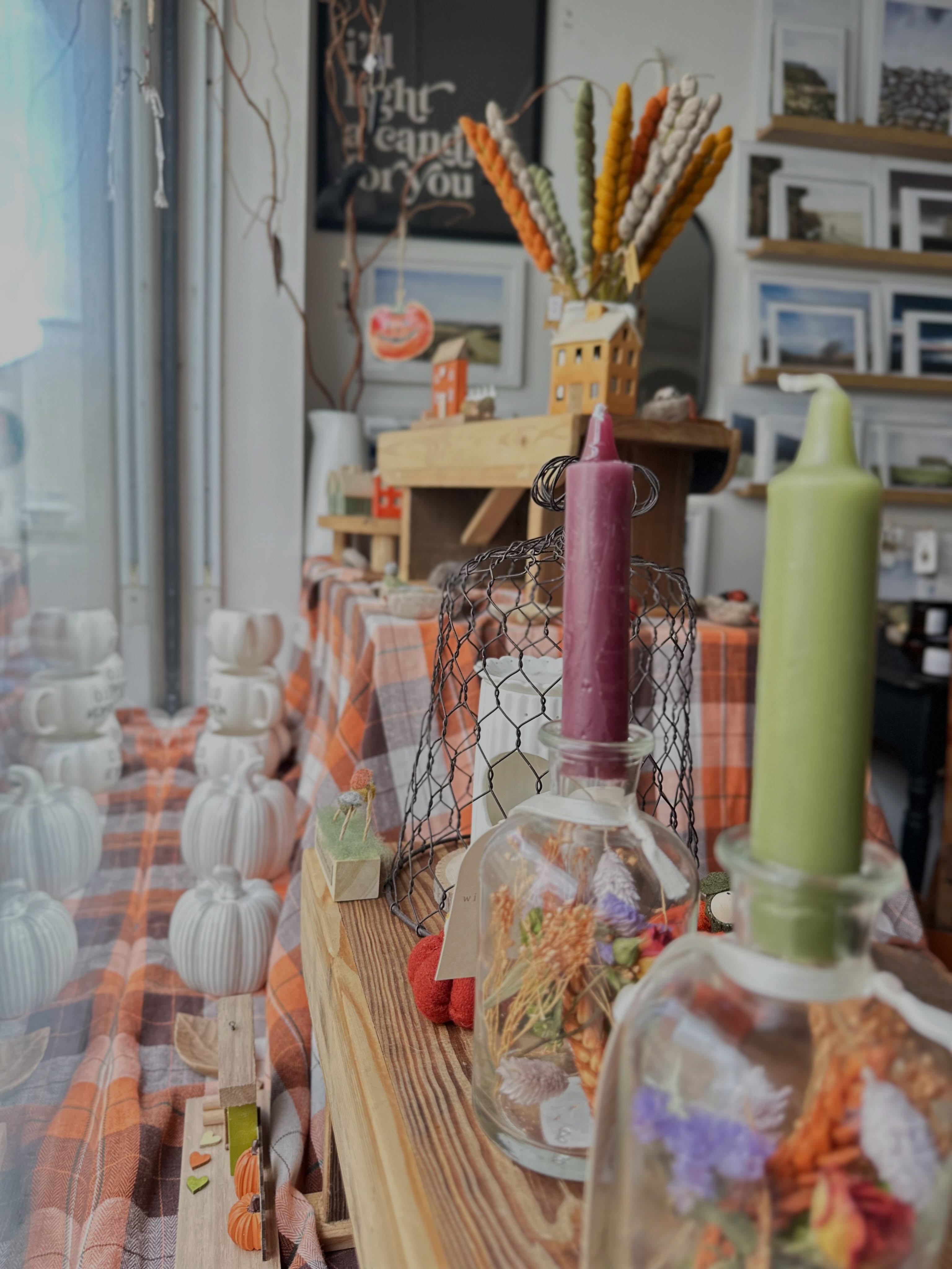 All the spookiness is upon us but not this weekend as the shop will be closed both Saturday and Sunday while I take a little break before the busy season. You can still order online, however any orders placed from today will not ship until after the 13th.
See you all next week when I return with lots of products for Winter season 🌲⛸️☃️🎅🏻