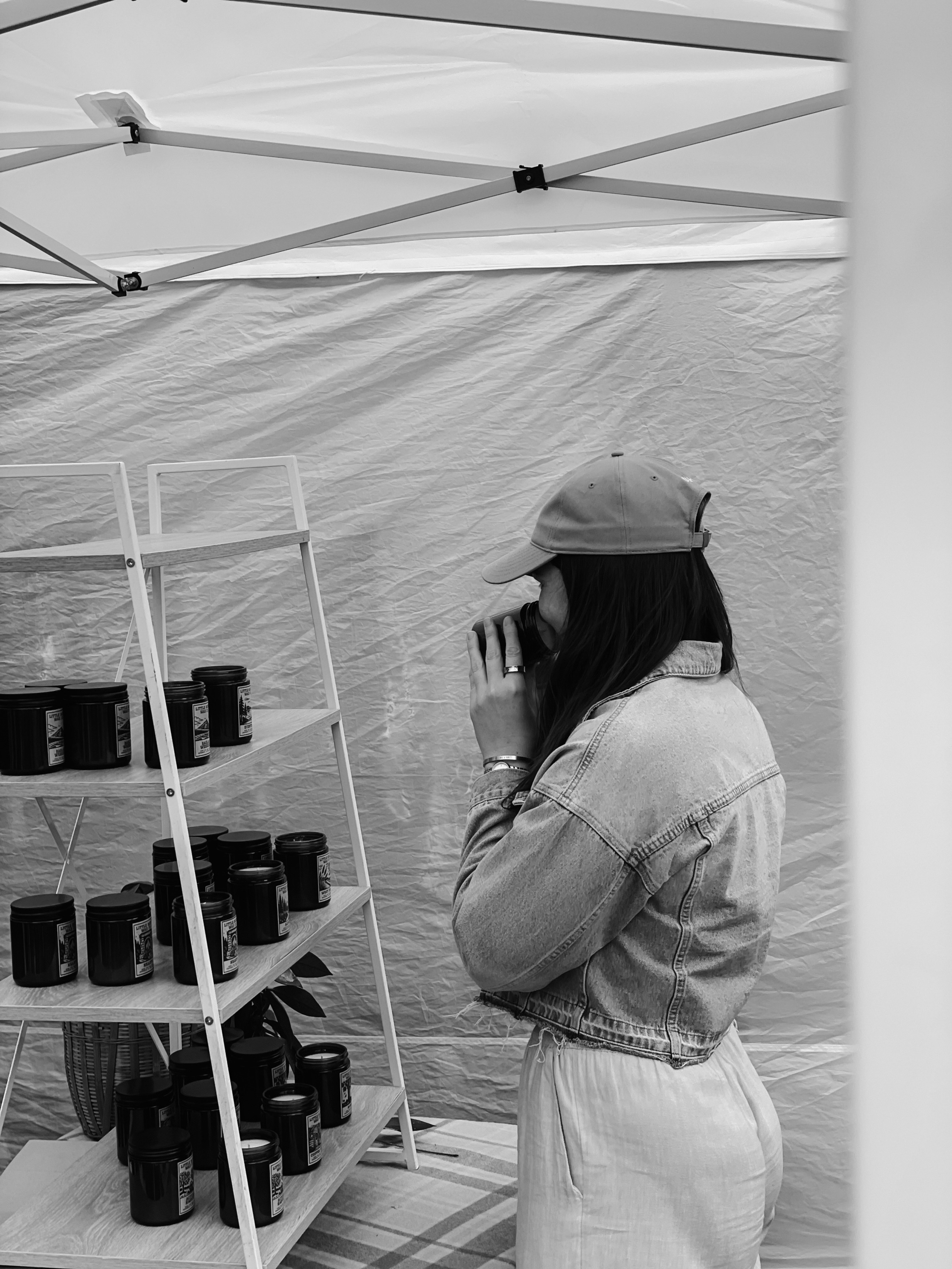 A little update 🤎
We won’t be at the @smalesfarm market this Sunday, October 11. 😢
Natalie and I will miss seeing you, but we look forward to being back soon!
For our Candle Club members, your boxes are packed and ready to ship on the 15th as usual. A little happy mail is on its way. ✨
Thank you for your patience and support x
Beth