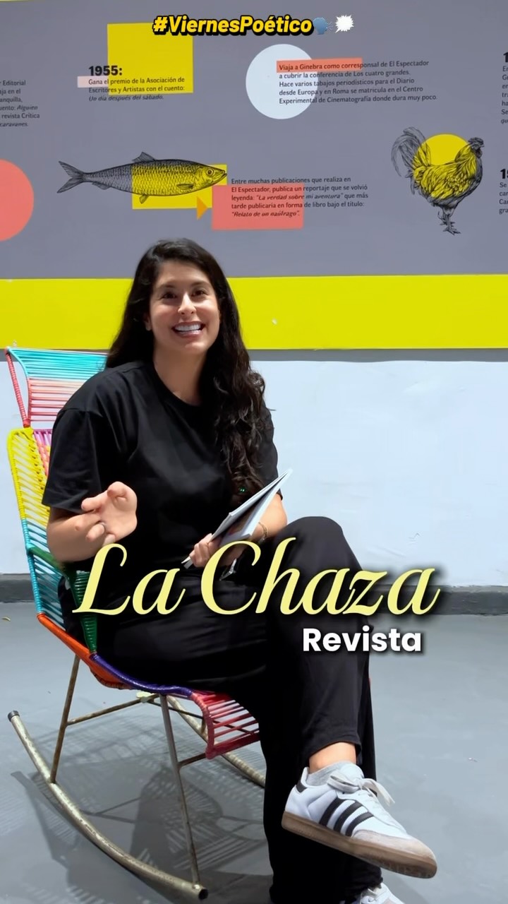 #ViernesPoético | Desde mi corazón hasta tu inbox💌
🎁Hoy, nuestra invitada, Tatiana Rabat nos comparte este poderoso fragmento de su más reciente publicación, un libro que surge de su newsletter y de esa necesidad íntima de poner en palabras aquello que la vida nos hace sentir, que nos transforma, nos conmueve y, a veces, nos rompe para volvernos a construir.
📖En sus páginas, Tatiana nos invita a recorrer el territorio sensible de los afectos, las pérdidas, los cambios y los sueños. Cada texto es una ventana abierta a las emociones, un encuentro con esas experiencias que dejan huella y que, al ser nombradas, nos permiten reconocernos en la historia de otros.
👏🏽Escritora, lectora y orgullosa mujer del Caribe, Tatiana Rabat ha tejido, desde 2016, una comunidad alrededor de los libros con su club de lectura y tertulia literaria: Las mil y una lectoras.
🗣️Su voz también hace parte de diversas publicaciones y antologías que celebran las narrativas de las mujeres del Caribe y el Pacífico colombiano.
🎉Este #ViernesPoético, La Chaza celebra una escritura que nace del corazón y viaja hasta encontrarnos, recordándonos que, a veces, unas cuantas palabras pueden abrazarnos, poner nombre a lo que callamos y hacernos sentir menos solos.
📔Desde mi corazón hasta tu inbox: una invitación a leer con el alma y a dejarnos tocar por la belleza de lo que sentimos.
@tatyrabatz 💐GRACIAS💐
#leerenvozalta❤️ #escritoras #lecturaspoderosas