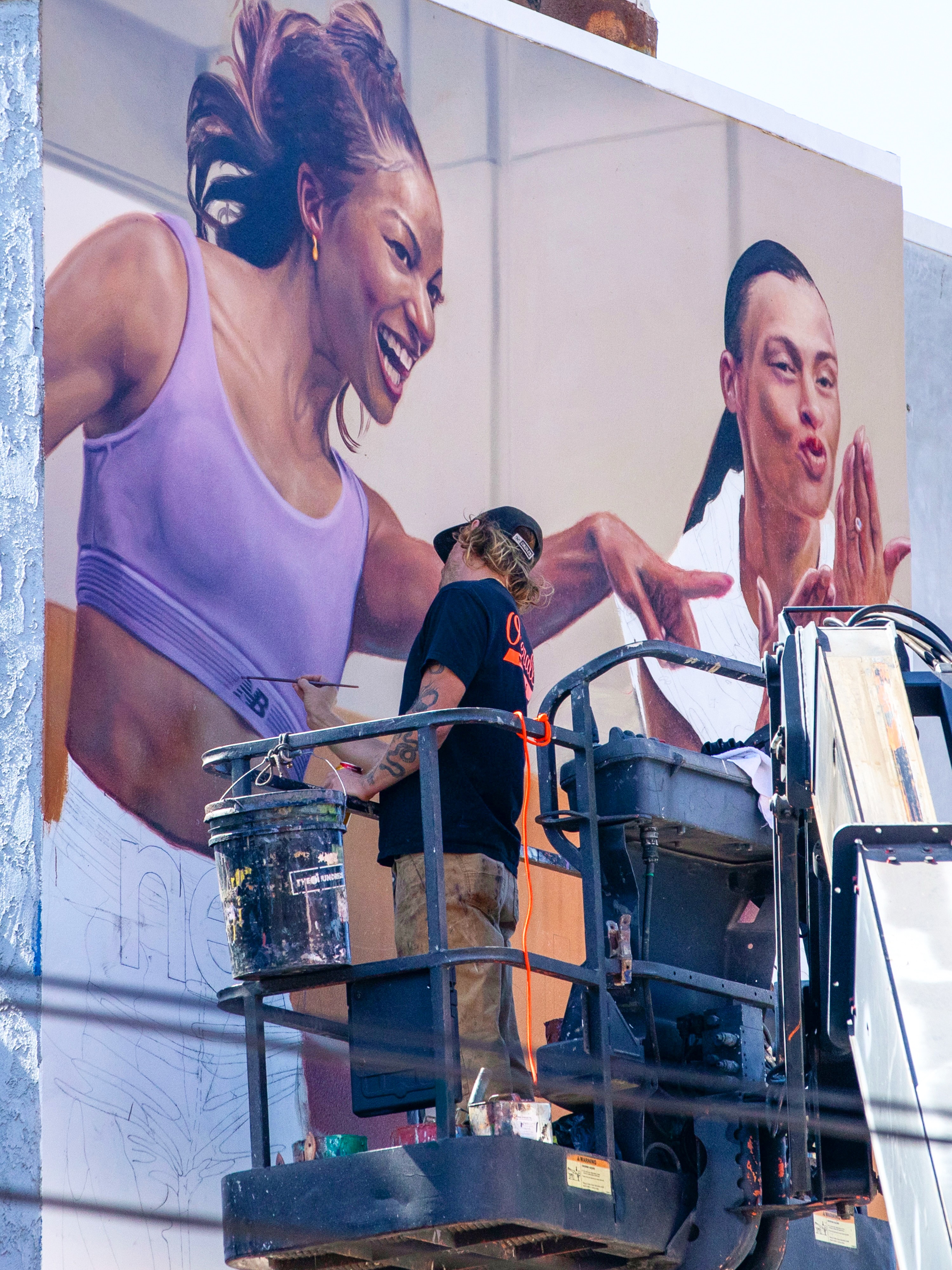 Did a quick sprint over to Venice Beach for @newbalance @newbalancerunning 🏃♂️🏃♀️💨👟
🏷️
.
.
.
.
#overallmurals #trusttheprocess #killthepixel #handpaint #coasttocoast