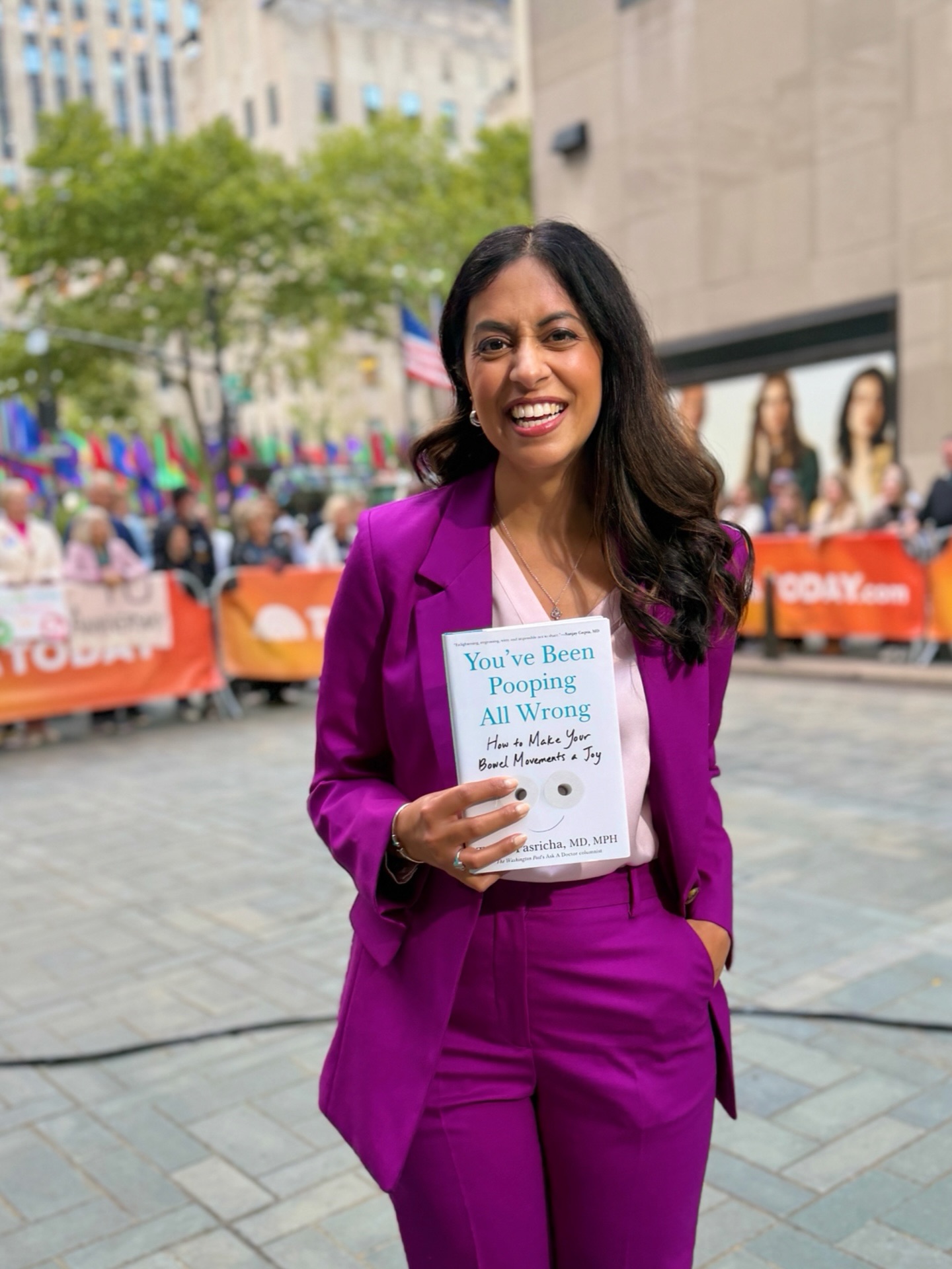 Wow 💕6 months ago, my book “You’ve Been Pooping All Wrong” was published and it’s no exaggeration to say that my world changed because of it. I found my voice and my tribe, and today I celebrated by going on the @todayshow to talk about #guthealth in the boldest power suit I own (suit #gifted from @argent who absolutely knew the name of my book and supported me anyway, very brave 💪🏽)
Comment BOOK and I’ll send you the link if you haven’t already read it. For everyone who has ever felt embarrassed to talk about their guts, and my fellow gutsy girls and guys, today is for you—we’ve all got your back…side.
Had to. Sorry 🙏🏽
Truly, with so much gratitude for the last few months and for the many years to come!!