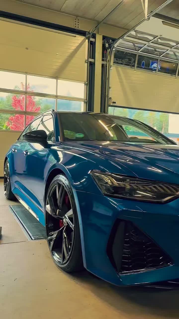 🏁❄️ AUDI RS6 C8 × MICHELIN WINTERREIFEN ❄️🏁
Performance kennt keine Winterpause. 💪🔥
Der Audi RS6 C8 ist jetzt bereit für die kalte Jahreszeit – ausgestattet mit hochwertigen MICHELIN Winterreifen für starken Grip, präzises Handling und souveräne Performance. 🛞❄️
Und weil bei einem RS6 alles perfekt passen muss, gibt’s bei PNEUSCENTER das komplette Paket:
✅ MICHELIN Winterreifen
✅ Professionelle Montage & Auswuchten
✅ 3D-Achs- & Spureinstellung 📐
✅ Fachgerechte Kontrolle der Fahrwerksgeometrie
✅ Beratung rund um Reifen & Performance
🔥 MAXIMALE PERFORMANCE. AUCH IM WINTER. 🔥
📍 PNEUSCENTER GmbH SRL
Rienzstraße 21 – Handwerkerzone St. Pauls
I-39037 Rodeneck / Südtirol 🇮🇹
📞 +39 0472 888048
📲 WhatsApp: +39 348 6966069
📧 info@pneuscenter.com
🌐 www.pneuscenter.com
📸 @pneuscenterbz
PNEUSCENTER – Dein Auto. Dein Style. Unsere Leidenschaft. 🏁🔥
#AudiRS6 #RS6C8 #Michelinalpin #Winterreifen #rodeneck