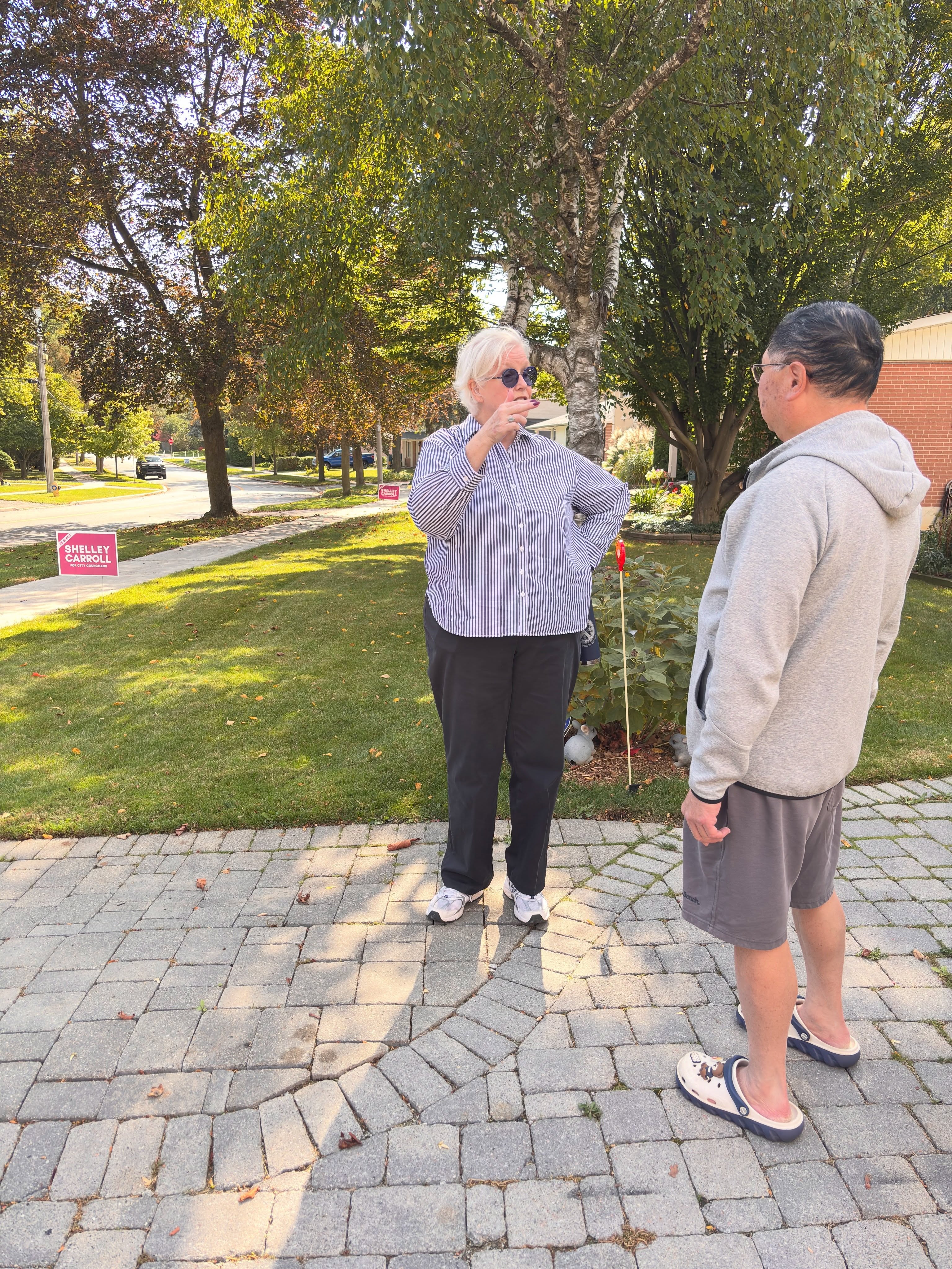Lots of energy at the doors yesterday in Don Valley Village, with so many neighbours who’ve already cast their ballots at advanced polls! 🗳️
Early voting is open until Sunday, October 11 from 10 AM - 7 PM. And if you need a ride, give my team a call at 416-605-4921 🚗