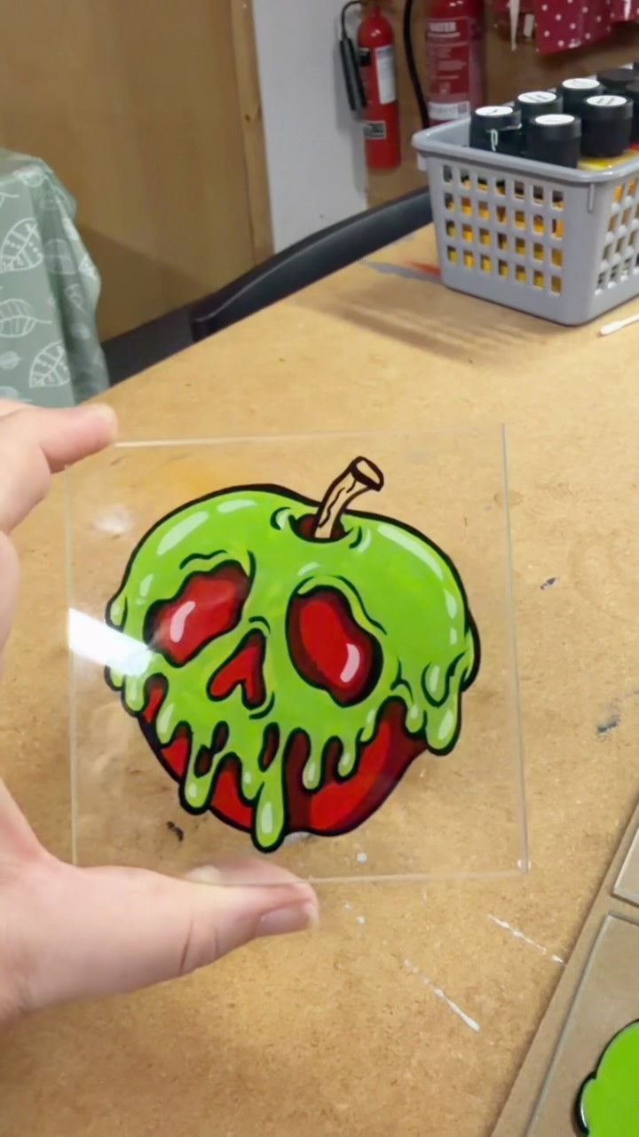 Mirror, mirror on the wall… who’s the most toxic of them all? 🍎💀🪞
A little poison apple magic brewing for spooky season! 🖤✨ Still a work in progress, but she’s already looking grand.
Reverse glass painting is one of the endangered heritage crafts I practice, along with boat painting and fairground art.
#PoisonApple #ReverseGlassPainting #SpookySeason #HalloweenArt #craft