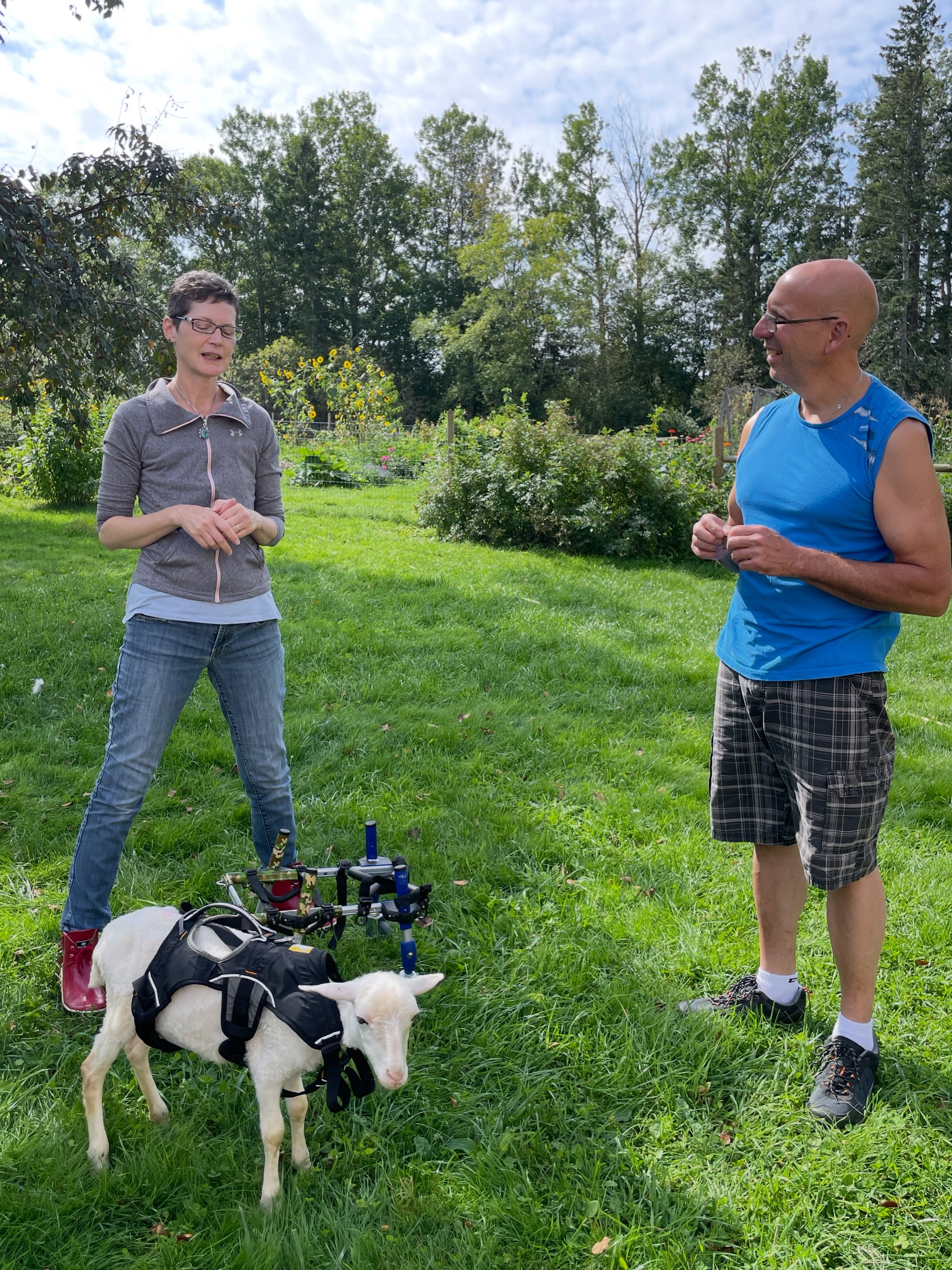 We were saddened to hear that Nahleen Ashton passed away this week after a long battle with cancer.
Nahleen was a true hero for animals and had her own rescue, @misfitmanordogrescue. She didn’t just love animals in words, but in the way she lived her life, embracing a vegan lifestyle and putting her compassion into action every day.
I was fortunate enough to meet Nahleen and her husband, JC, who are pictured here. Years ago, they came to help our sweet Gracie, bringing her a set of wheels to help her get up and walking. It was such a kind and generous gesture.
The world has lost a truly special human, and so many animals have lost a champion.
Sending our heartfelt condolences to JC, Nahleen’s family, and all of her friends and loved ones. ❤️