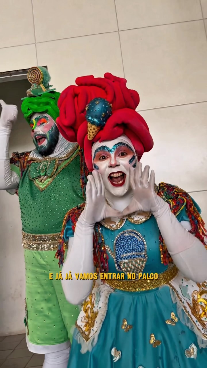 A alegria tomou conta da nossa festa com a energia contagiante da Banda Pirueta! 💚✨
Foi muita música, dança, brincadeiras e diversão, tornando o encerramento da nossa Semana da Criança ainda mais especial! 🥳🎈
Nosso agradecimento à Banda Pirueta por animar a criançada e proporcionar momentos inesquecíveis no Colégio Fantástico!
#bandapirueta #semanadacriança #colégiofantástico #alegriaediversão #festadascrianças