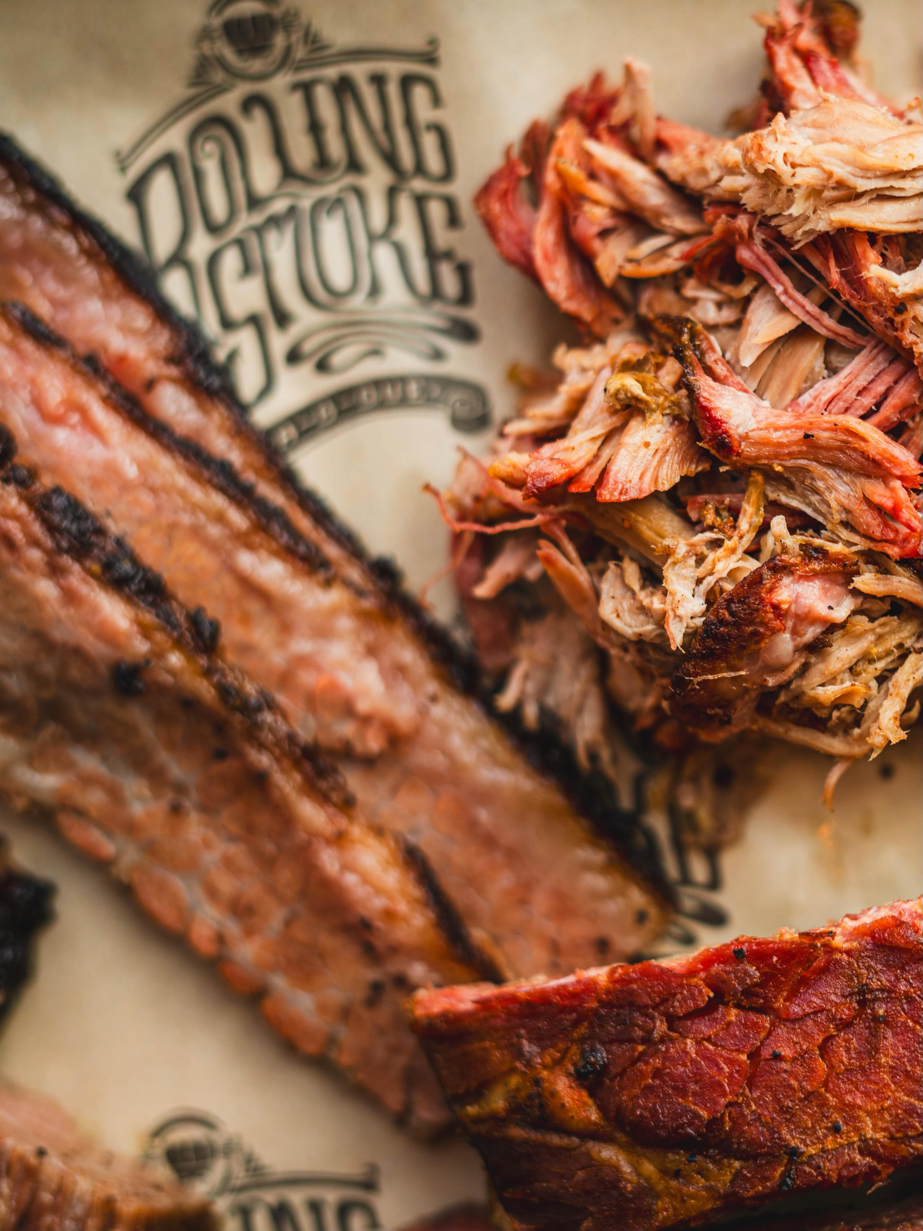 Slow smoked, locally loved 🔥
@rollingsmokebbq brings the BBQ, and we bring the pours. Come hang with us this afternoon at #TheGoldenMill.