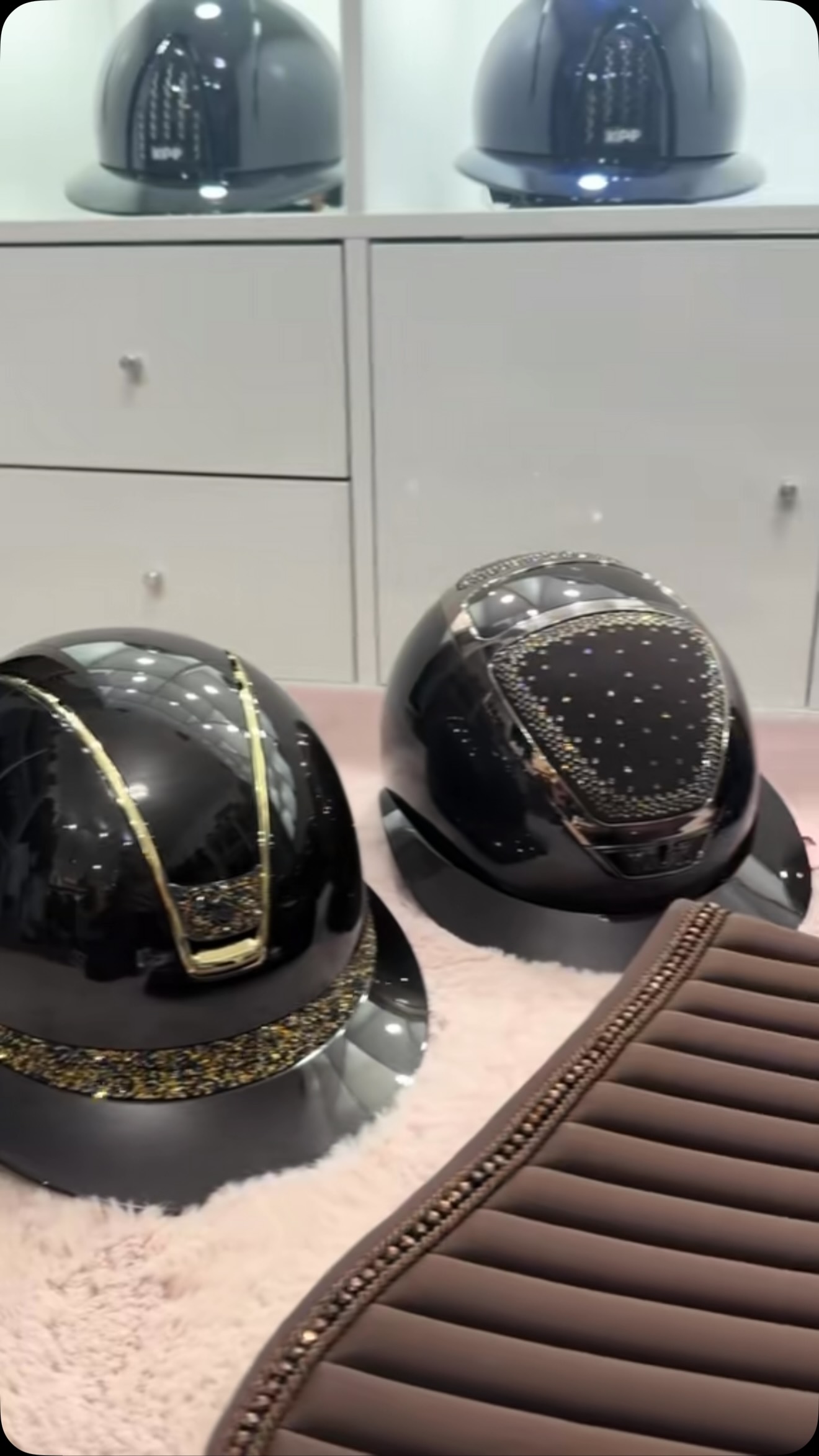 for the chocolate lovers… #westleighssaddlery #equestrianfashion #samshield