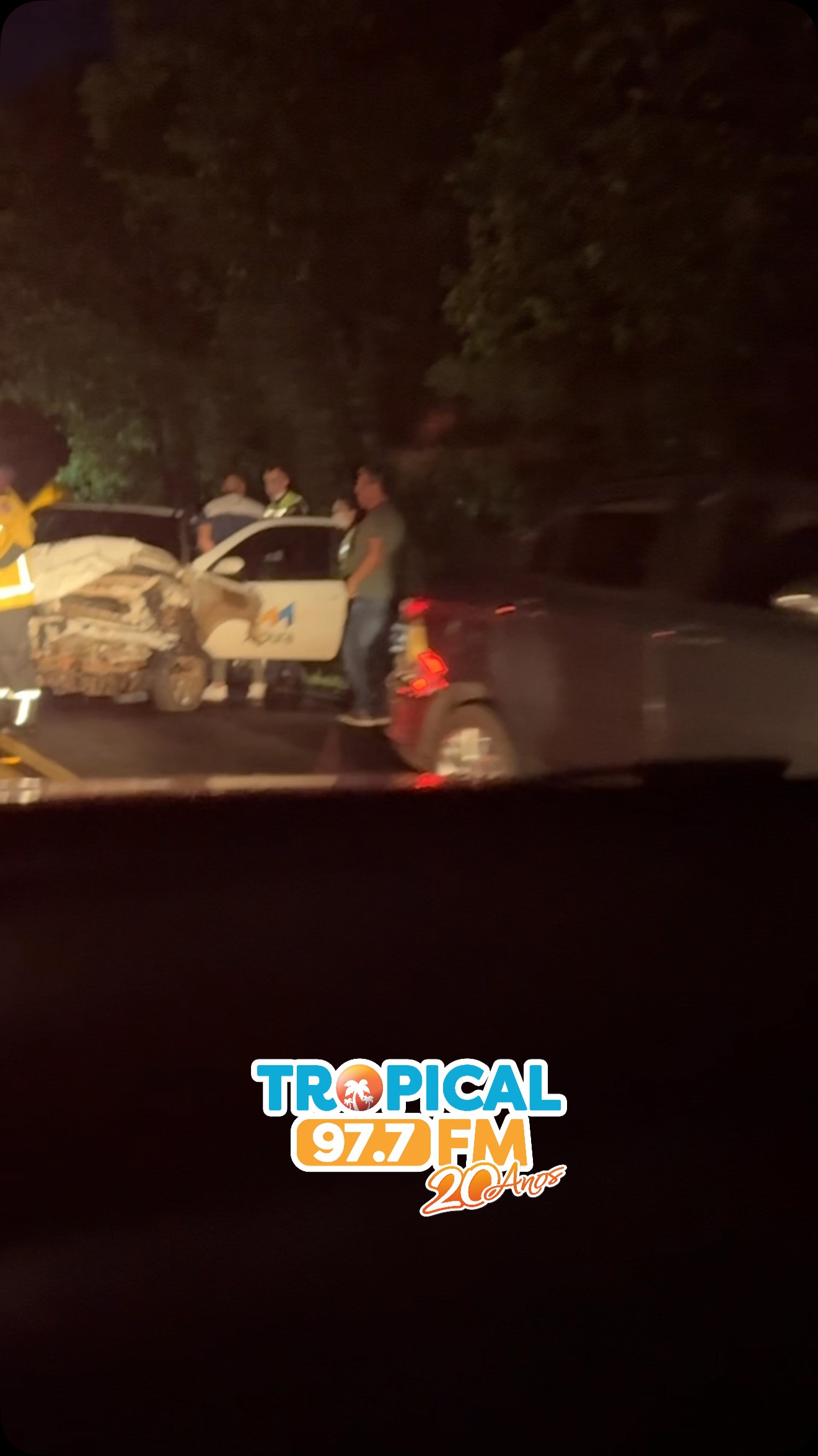 Acidente na SC 283 próximo à empresa Planaterra! Em breve mais informações. Jornalismo Tropical FM 📻
