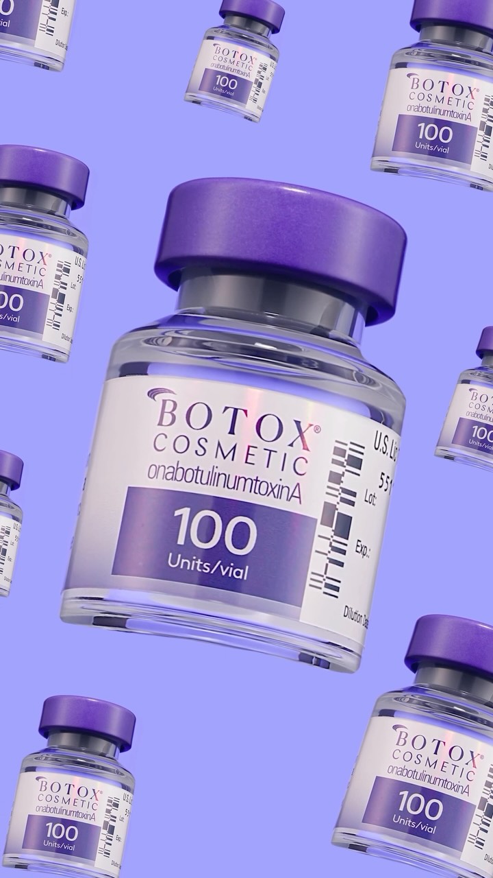 Raise your hand if you’re a ‘tox lover! 🙋🏻♀️
Botox temporarily relaxes targeted facial muscles to soften expression lines, including forehead lines, frown lines, and crow’s feet. Each treatment is customized to your anatomy, muscle movement, and goals.💜
Holidays are right around the corner, book your appointments accordingly!
#pnwmedspa #clarkstonwashington #medspa #botox #nurseinjector