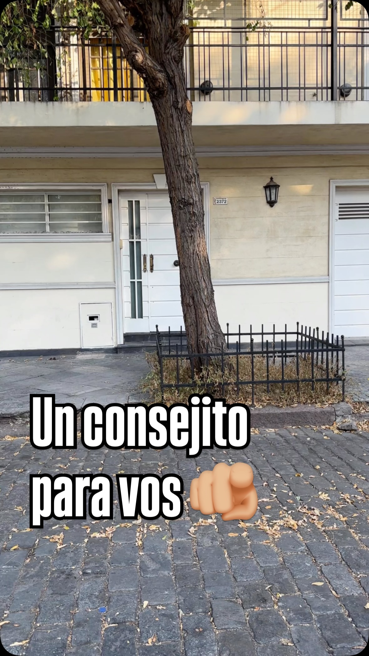 Así, cortito y al pie.
📢 AFEITATE LOS HUEVOS 🥚
• Menos olores
• No retiene suciedad ni piel muerta
• Facilita el autoexamen testicular
Y, además, te hace ganar algunos centimetros 📏🍆
Con Dos Amigos, afeitarse los huevos es fácil y rápido. No duele, no pellizca y no sangra. ¿Qué más necesitas escuchar?
🏆 Tal vez que te vas a cansar de que te pidan dick pic por el aspecto limpio que vas a dar.
🫦 O, tal vez, que los match se te van a potenciar desde el primer encuentro.
🔥 Pero por sobre todas las cosas, tenes que saber que hacemos posible que el afeitado combine salud con estética.
Elegí hoy Dos Amigos y entrá a un nuevo mundo de afeitado, placentero y saludable a la vez.