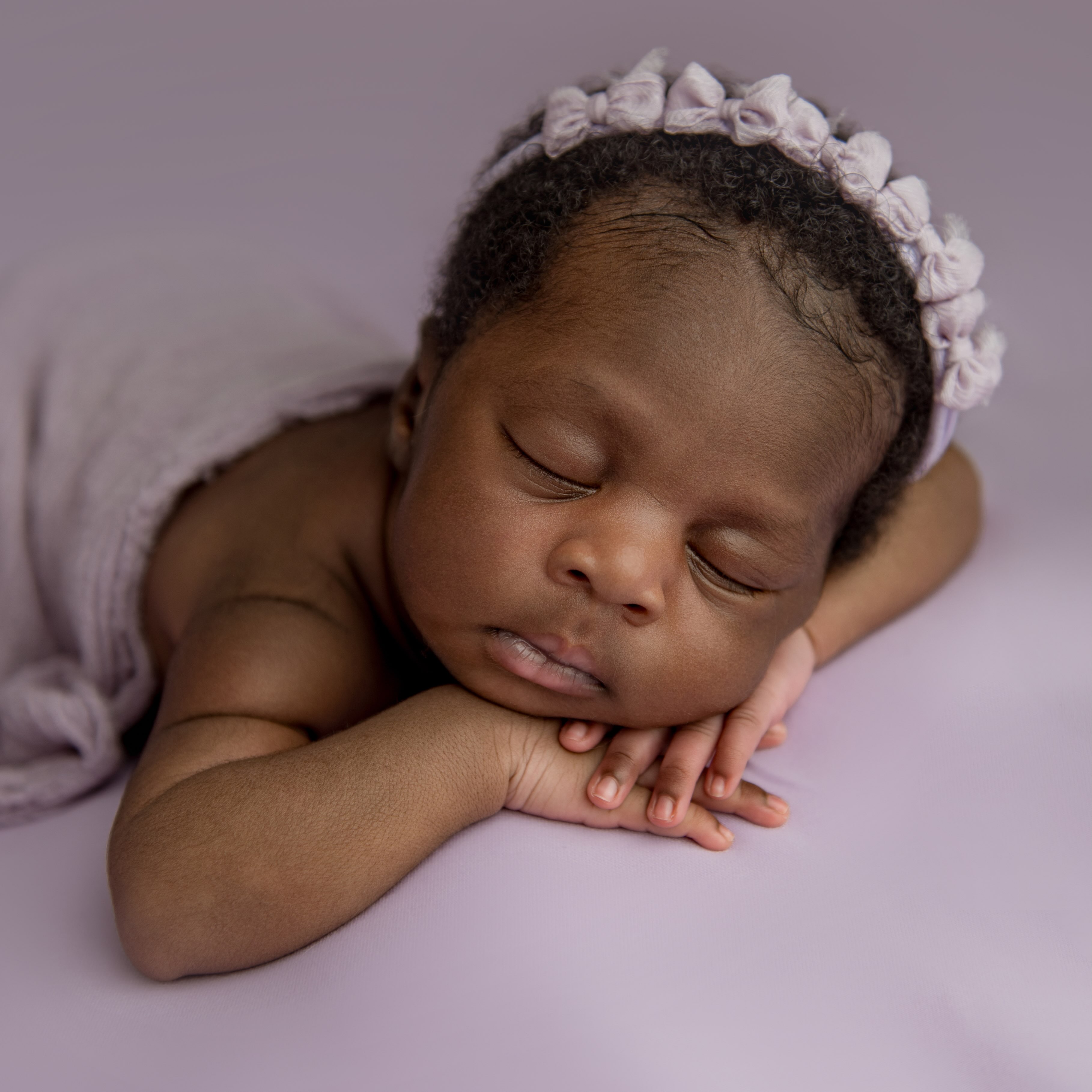 This little one and this colour 😍 My clients have the most beautiful babies!
You all know that I’m a neutral lover with a studio full of whites and creams BUT when this mama chose a pop of colour for her baby girl, my heart did a little leap of excitement!
#wiltshirenewbornphotographer #tidworthnewbornphotographer #blandfordnewbornphotographer #warminsternewbornphotographer #andovernewbornphotographer