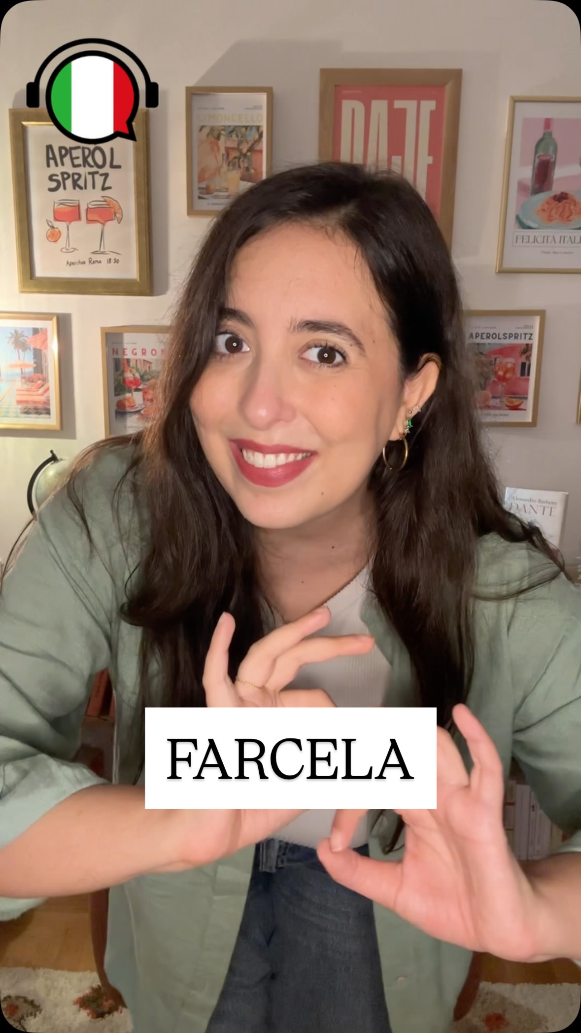 BASTA, NON CE LA FACCIO PIÙ! 😤
Il verbo FARCELA è uno dei verbi pronominali più comuni! Nel video di oggi vediamo come si usa ☺️
👉🏼 Abbiamo parlato di questo verbo anche nella nostra ultima newsletter. Mandiamo una bellissima lezione di italiano ogni domenica a tutti i nostri iscritti. Per riceverla anche tu, commenta NEWSLETTER e ti mandiamo subito il link 🔗
🇮🇹 I’MITALISH - Where Italian Comes to Life
#learnitalian #italianforforeigners #italianlanguage #italianteacher #italianoperstranieri
🏷️ Italiano per stranieri, Lezione di italiano, Grammatica italiana, Verbi pronominali, Farcela, Italian for foreigners