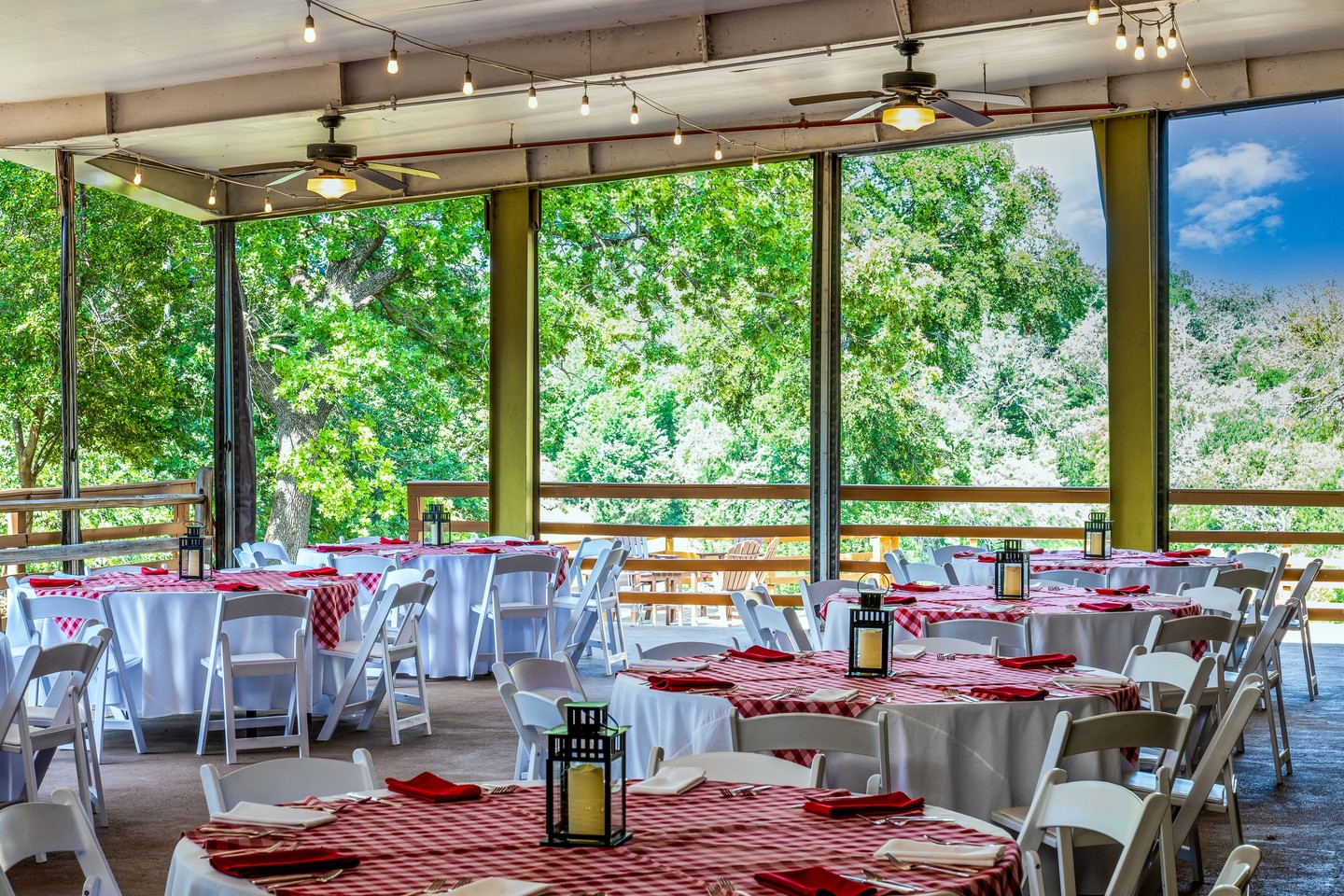Four walls and a few tables? You can find that anywhere.
.
Austin Ranch gives you something different. 🤠✨
.
90 acres of Texas character. Indoor and outdoor spaces. Chef-driven catering. Entertainment options. On-site parking. A hotel just steps away. And a team that helps bring all the pieces together.
.
Because choosing a venue isn't only about where everyone sits. It's about what they'll remember.
.
📍 Discover Austin Ranch in Grapevine through the link in bio.