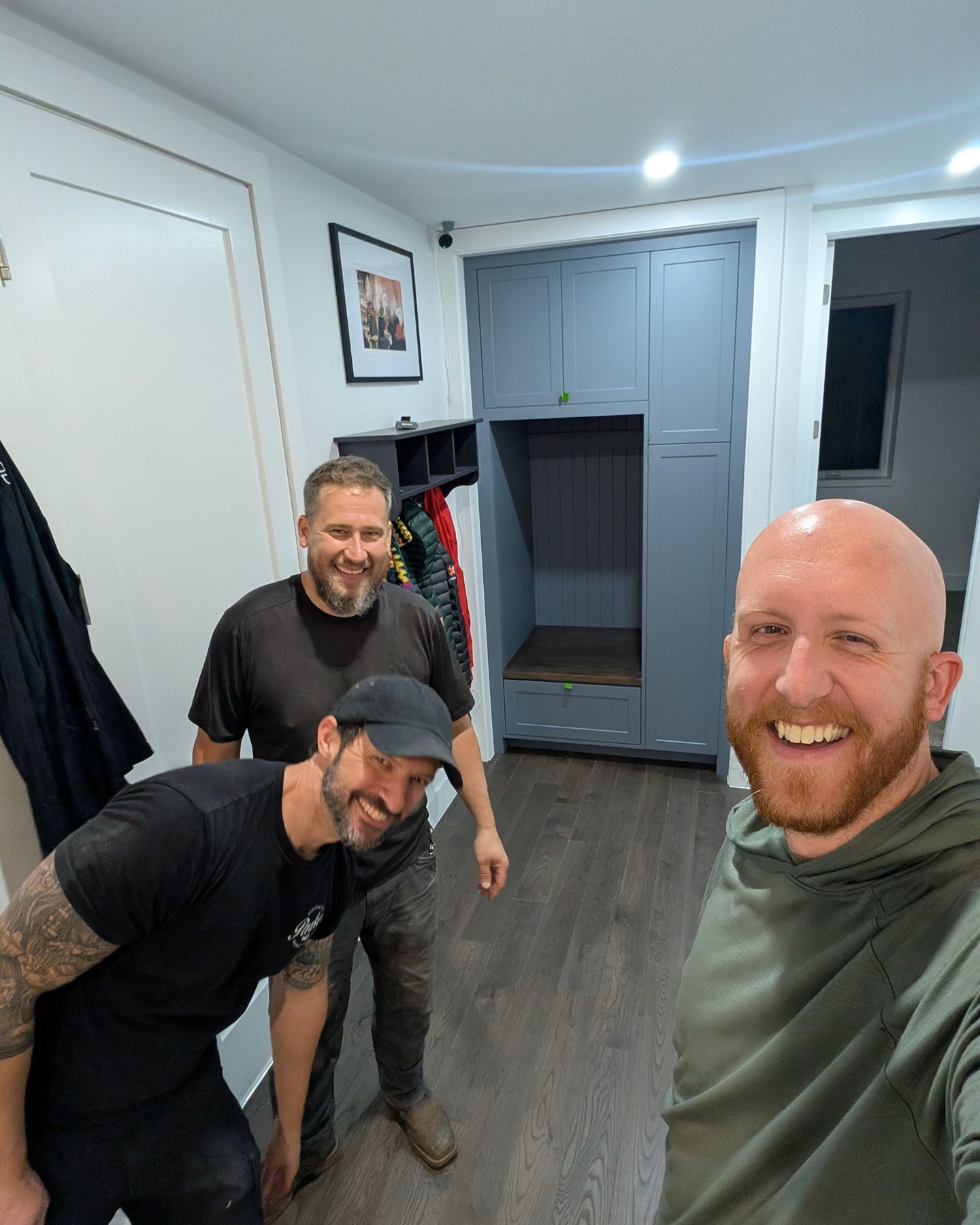 Just wanted to take a moment to show off a quick look at this custom mudroom build we got installed at the Morrison house recently 🤌 huge thanks to @parker_bespoke on the build and burning the midnight oil on the install