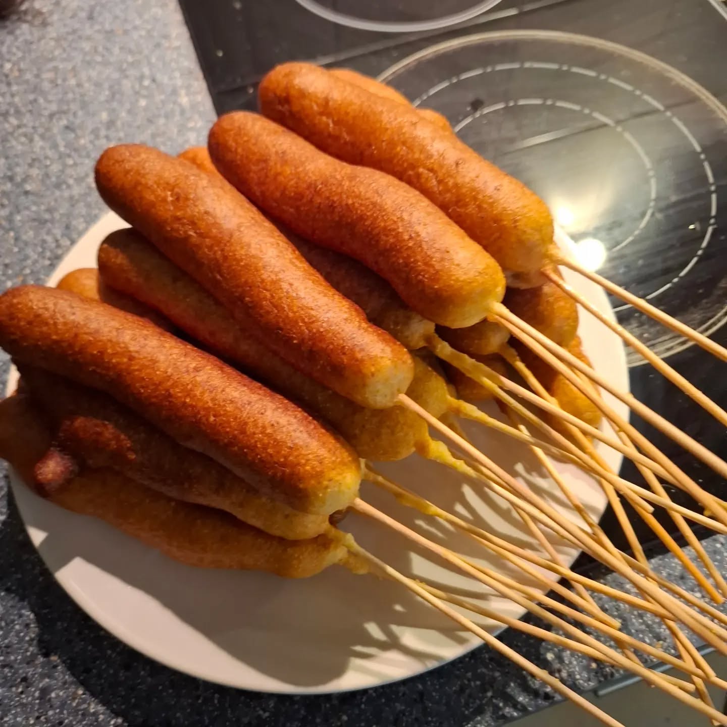 Heute gab es Corn Dogs im Jugendbereich☺️🤤
#kochAG #okja #horrem #juze21