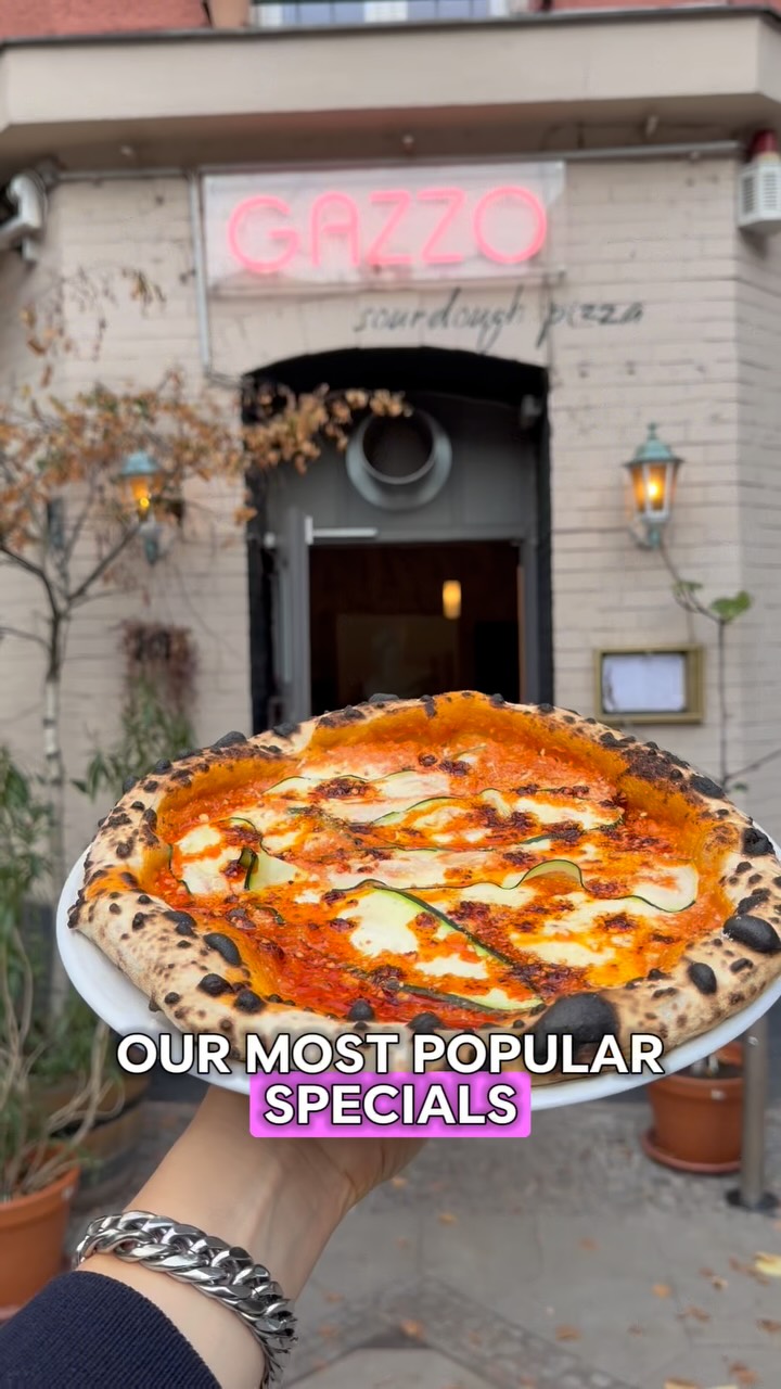 Vodka sauce AKA Disco sauce is back on the menu 🪩 Come try this disco-era NYC classic 😘