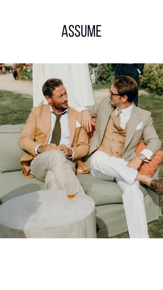 Le seul moyen d’être élégant dans sa tenue, c’est de l’assumer.
Vous pouvez porter le plus beau costume du monde, coupé à la perfection, dans le plus noble des tissus… Si vous ne vous sentez pas à l’aise dedans, ça se verra.
L’élégance, ce n’est pas simplement une question de vêtements. C’est aussi une question d’attitude, de posture et surtout de confiance en soi.
Un costume audacieux porté avec assurance sera toujours plus élégant qu’un costume classique dans lequel on ne se reconnaît pas.
Chez By Monsieur, notre rôle n’est pas de vous imposer un style, mais de vous aider à trouver celui que vous aurez plaisir à assumer pleinement.
Parce que le plus beau costume, c’est celui dans lequel vous vous sentez vous-même.
📍 Paris • Nice • Toulouse
📅 Prenez rendez-vous pour créer votre costume sur mesure.
#CostumeSurMesure #EleganceMasculine #CostumeMarié #StyleMasculin #ByMonsieur