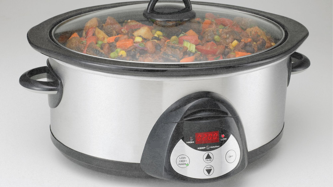 Busy weeknights? Your crockpot has your back. 🍲✨ Quick tips from our latest blog to make healthy, budget-friendly family meals with almost no hands-on time. Feed your crew nutritious dinners while you handle everything else. Link in Bio #CrockpotMeals #SlowCooker #FamilyDinner #MealPrep #HealthyEating