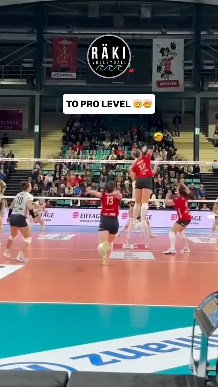 FROM RÄKI REPS TO THE PROS 🤯
Meg Brown, middle blocker, went from Pepperdine to Kansas State to playing professionally overseas for several years, putting in reps at RÄKI along the way!
We’ve had the privilege of training Meg for years, and it’s so special to see her journey continue to the next level. A reminder that development takes time, consistency, and a commitment to getting better every single day.
@pepperdinewvb @kstatevb @megbrowwnn @ashleyleemaldo
- RÄKI VOLLEYBALL 💌
#rakivolleyball #rakiathlete